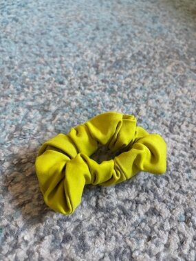 girlfriend collective Scrunchie